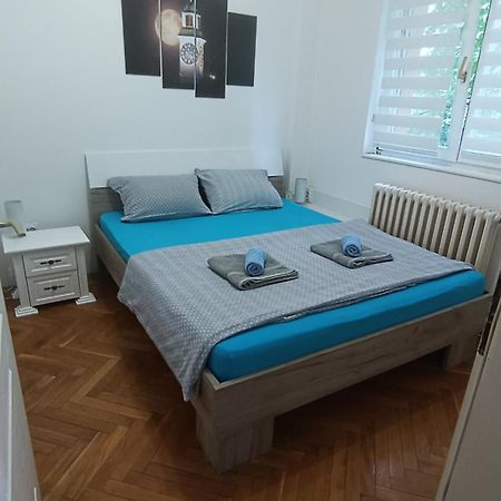 Novi Sad Apartman Tenigo Extérieur photo