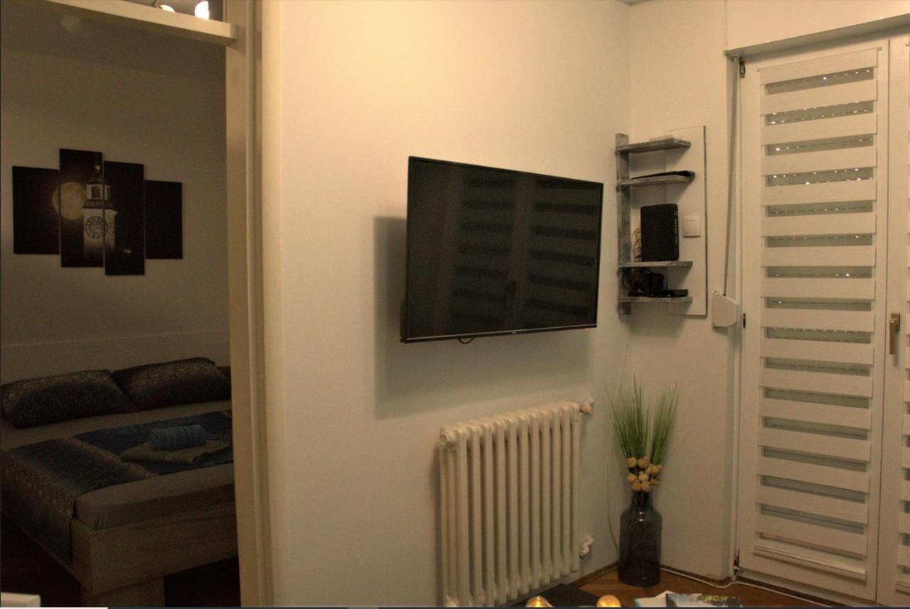 Novi Sad Apartman Tenigo Extérieur photo